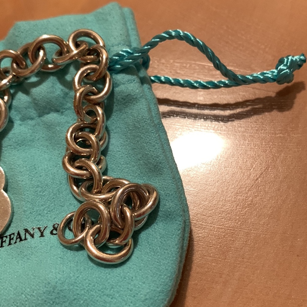 TIFFANY AND CO HEART BRACELET - Picture 6 of 9